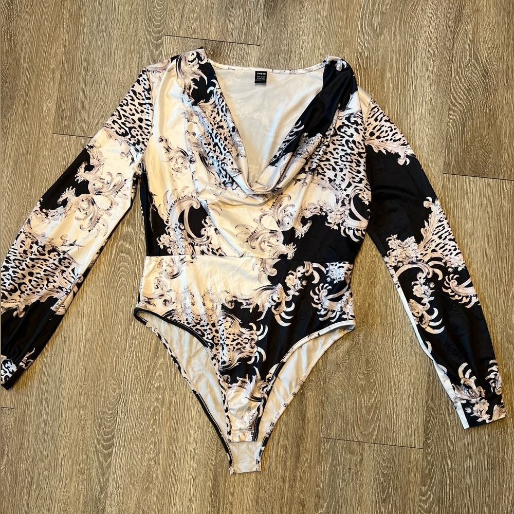 SHEIN Black and Cream Patterned Bodysuit